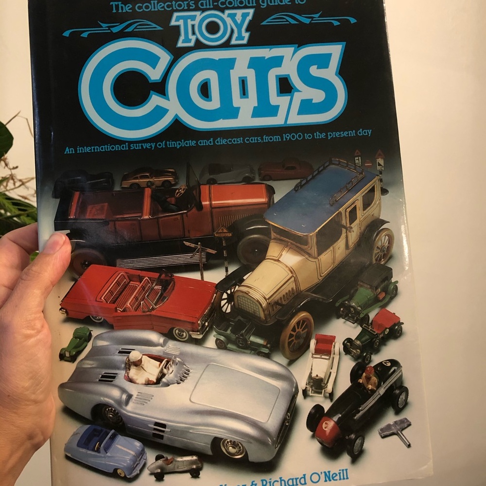 Vintage Tinplate Diecast Cars 1900-1989  BOOK